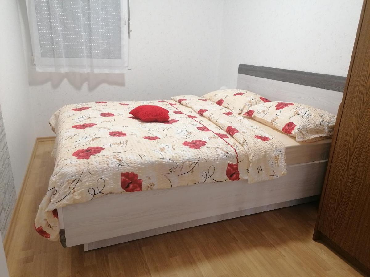 Apartmaji Valter Srpenica Exterior foto